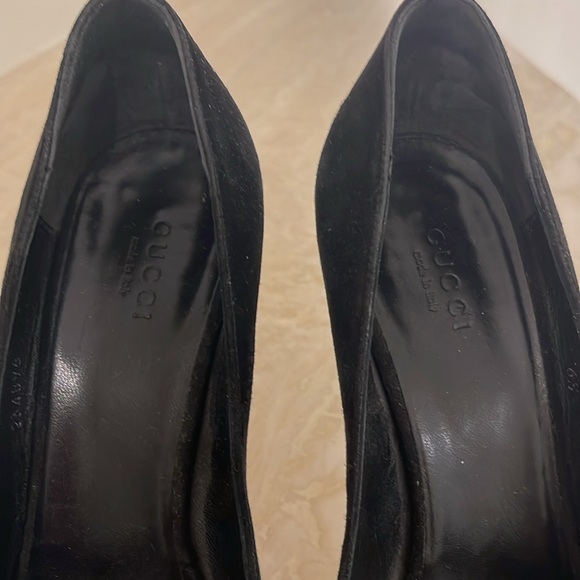 Gucci Sandals Size 36 1/2. Used. Guaranteed Authentic. - Picture 2 of 12